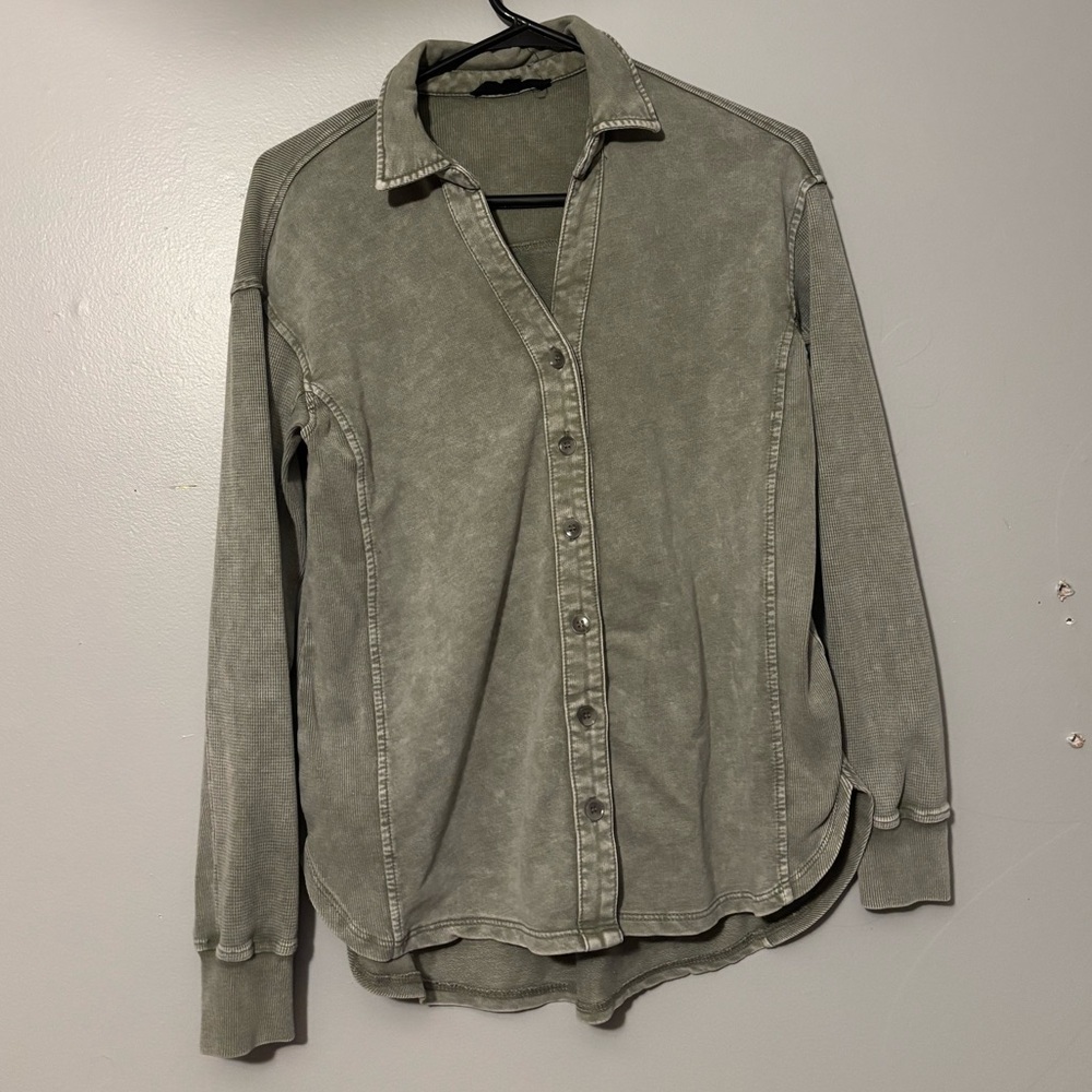 women’s button down